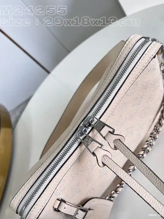 LOUIS - Hand All 18 It PM VUITTON x x 29 13CM 0704
